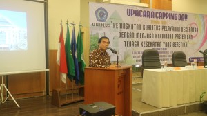 2.	Rektor Unimus Prof. Dr. Masrukhi., M.Pd memberikan sambutan